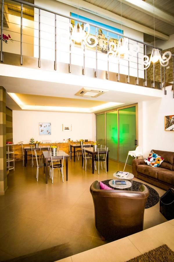 Abraxia Bed & Breakfast